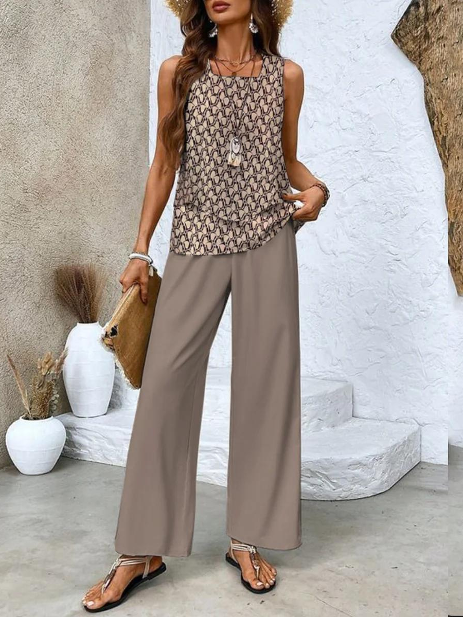 Zoe Two-Piece Set in Brown with a patterned top