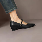 Bryony | Bow-Strap Pump