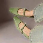 Bryony | Bow-Strap Pump